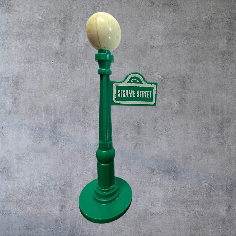 Vintage‎ Fisher-Price Little People Lot Sesame Street Garbage Truck Light Pole